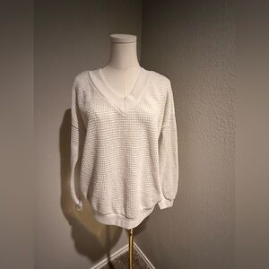 Elegant White V-Neck Sweater